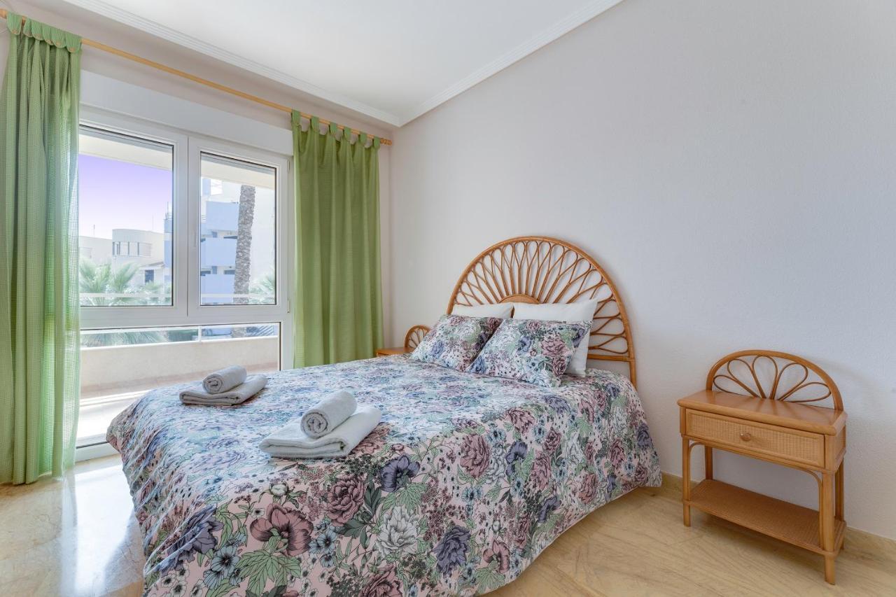 Apartament Palmera 100M Od Morza Orihuela Exterior photo
